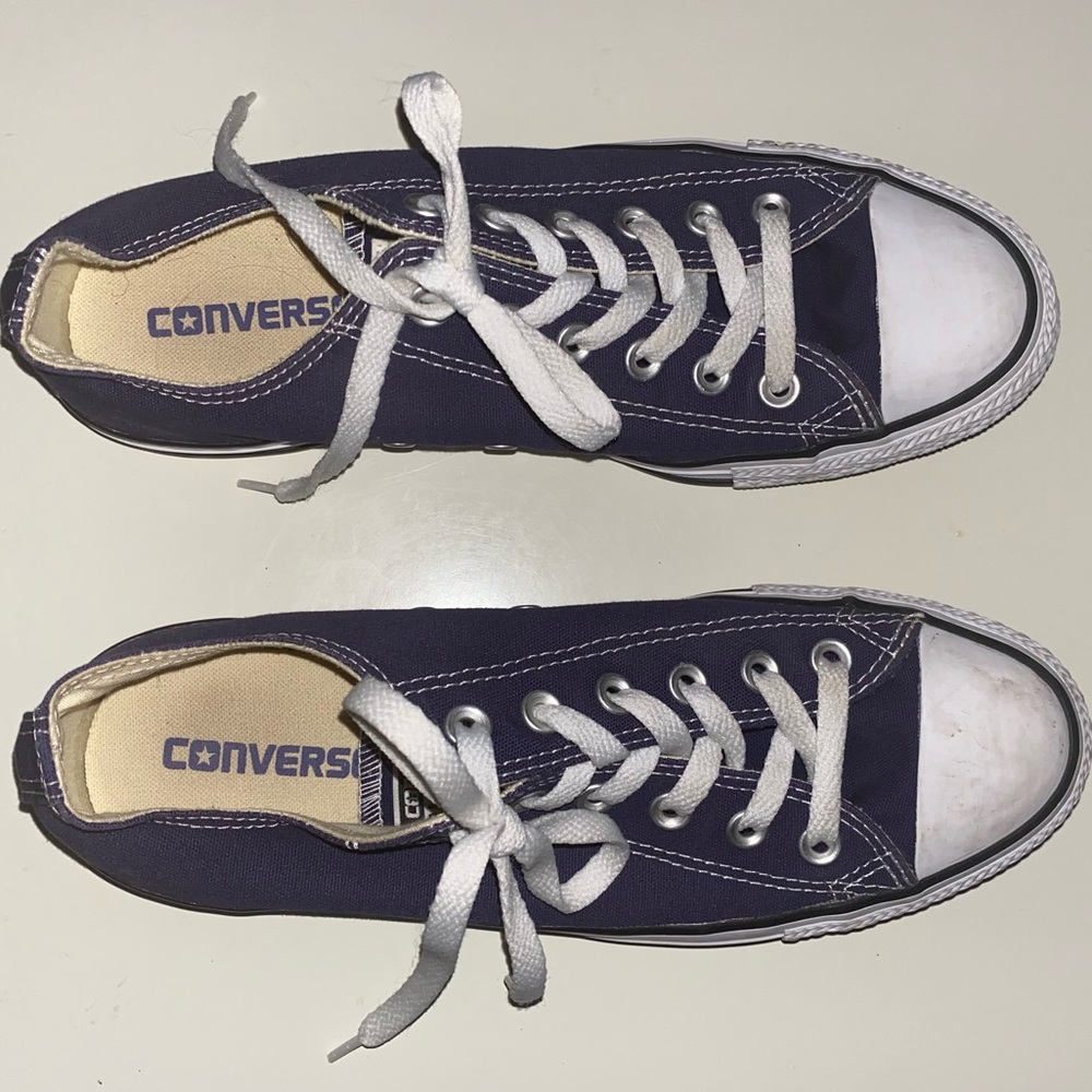 Navy Converse Chuck Taylor All Stars